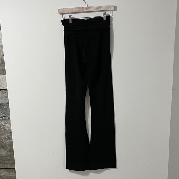 Victoria Secret Sport Black Yoga Pants | Flare Leggings XSmall - Picture 3 of 6
